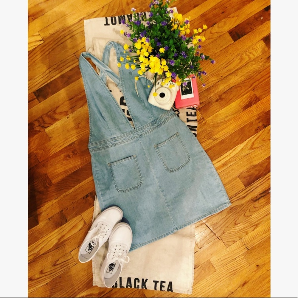🎒 Urban Outfitters Denim Dress